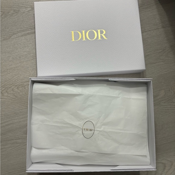 Dior Notebook and Pencil Set - Picture 7 of 7